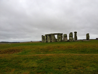 ɥ